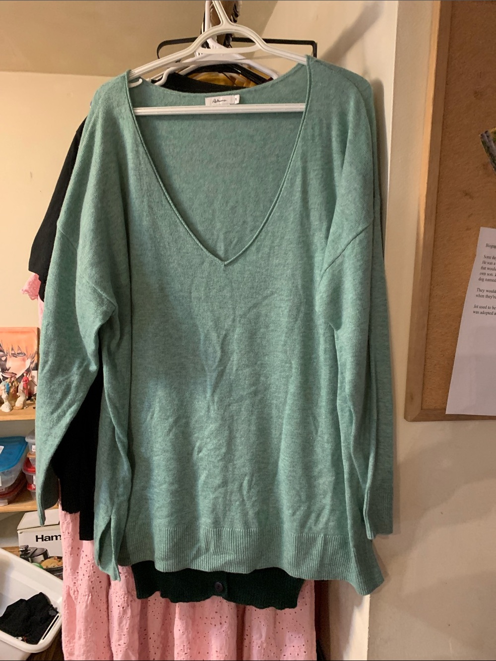 Reitmans Mint Green V-Neck Sweater